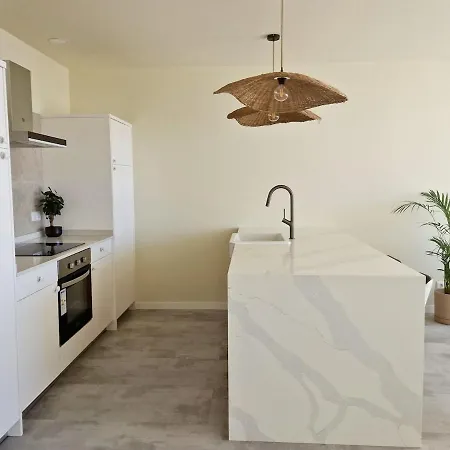 Lejlighed Romantic Escape - Private Jacuzzi And Wow Seaview *