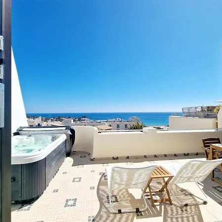 Romantic Escape - Private Jacuzzi And Wow Seaview Apartman *