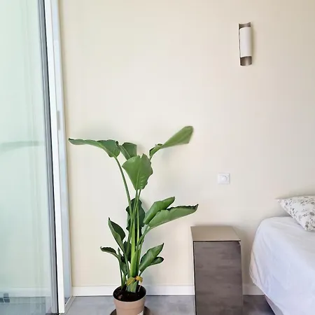 Daire Romantic Escape - Private Jacuzzi And Wow Seaview