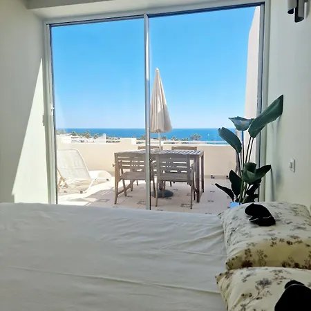 Romantic Escape - Private Jacuzzi And Wow Seaview Daire