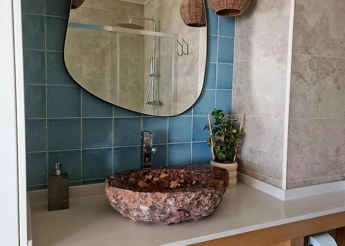 Romantic Escape - Private Jacuzzi And Wow Seaview * Lagos