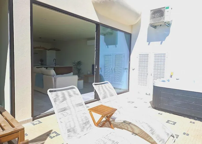 דירה Romantic Escape - Private Jacuzzi And Wow Seaview לאגוּ‏ש